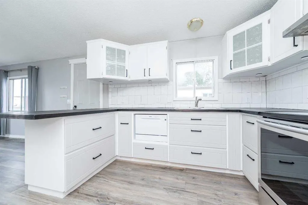 9824 104 Avenue, #94
