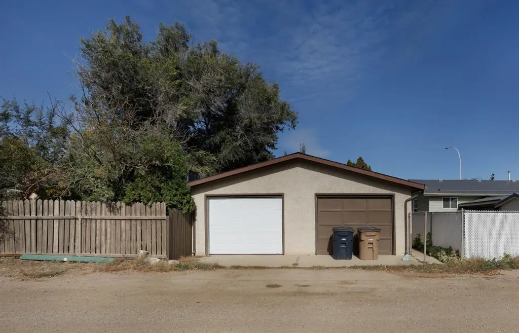 1159 Cassils Road W