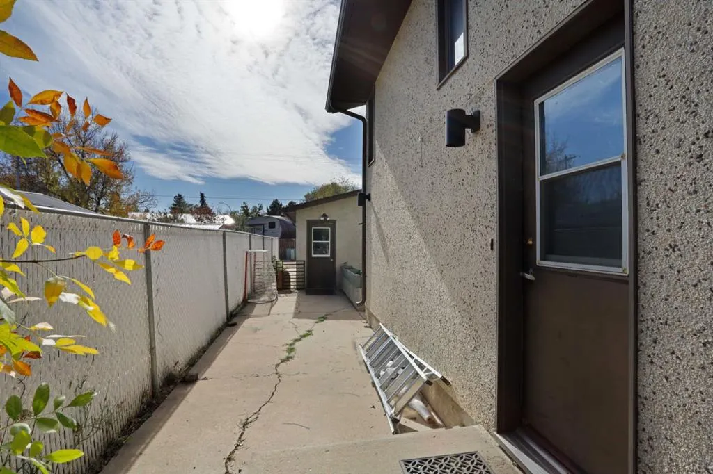 1159 Cassils Road W