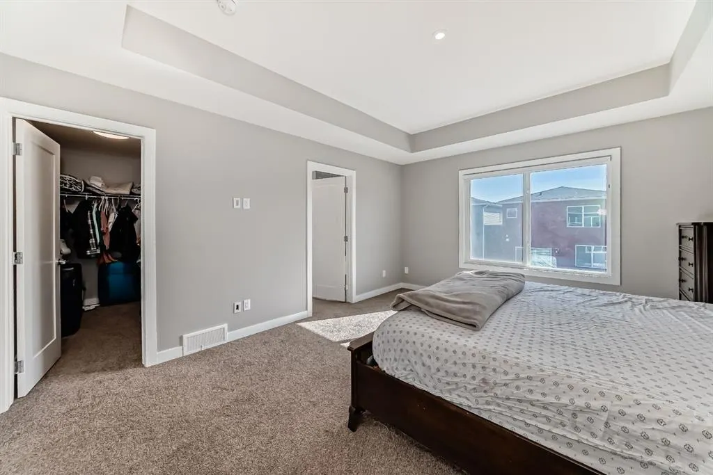 321 Carringvue Place NW