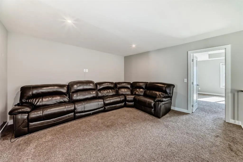 321 Carringvue Place NW