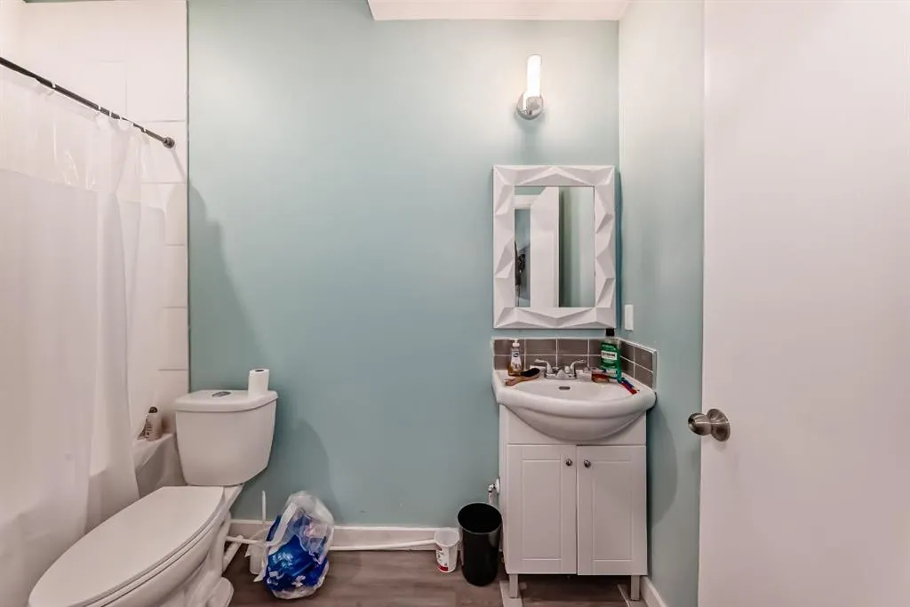 321 Carringvue Place NW