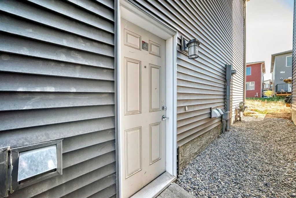 321 Carringvue Place NW