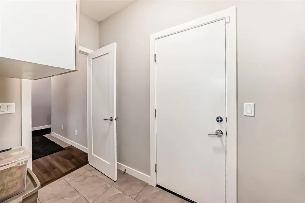 321 Carringvue Place NW