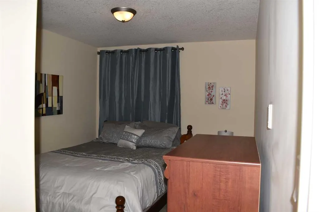 5101 18 Street, #109B