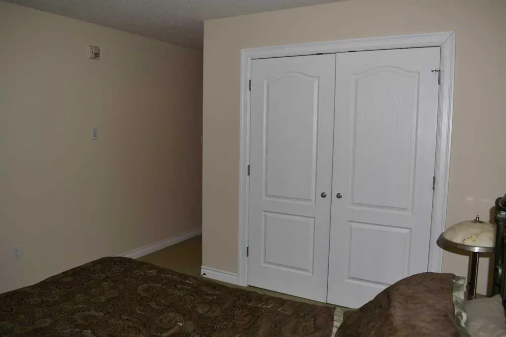 5101 18 Street, #109B