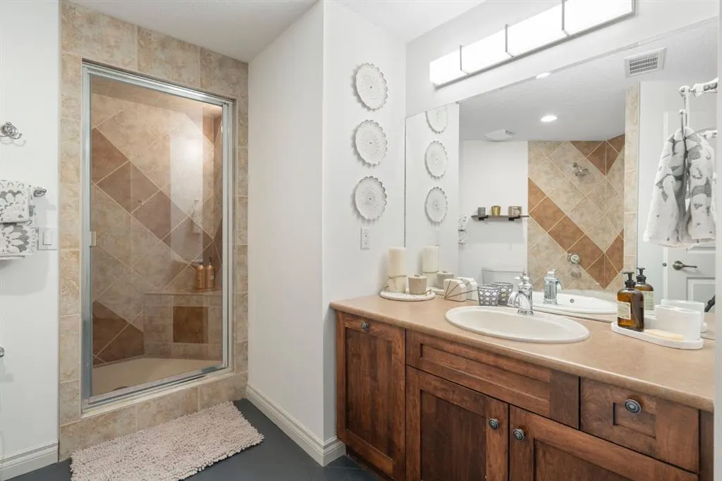 7 Rockcliff Landing NW