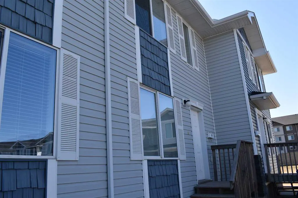4729 18 Street, #15