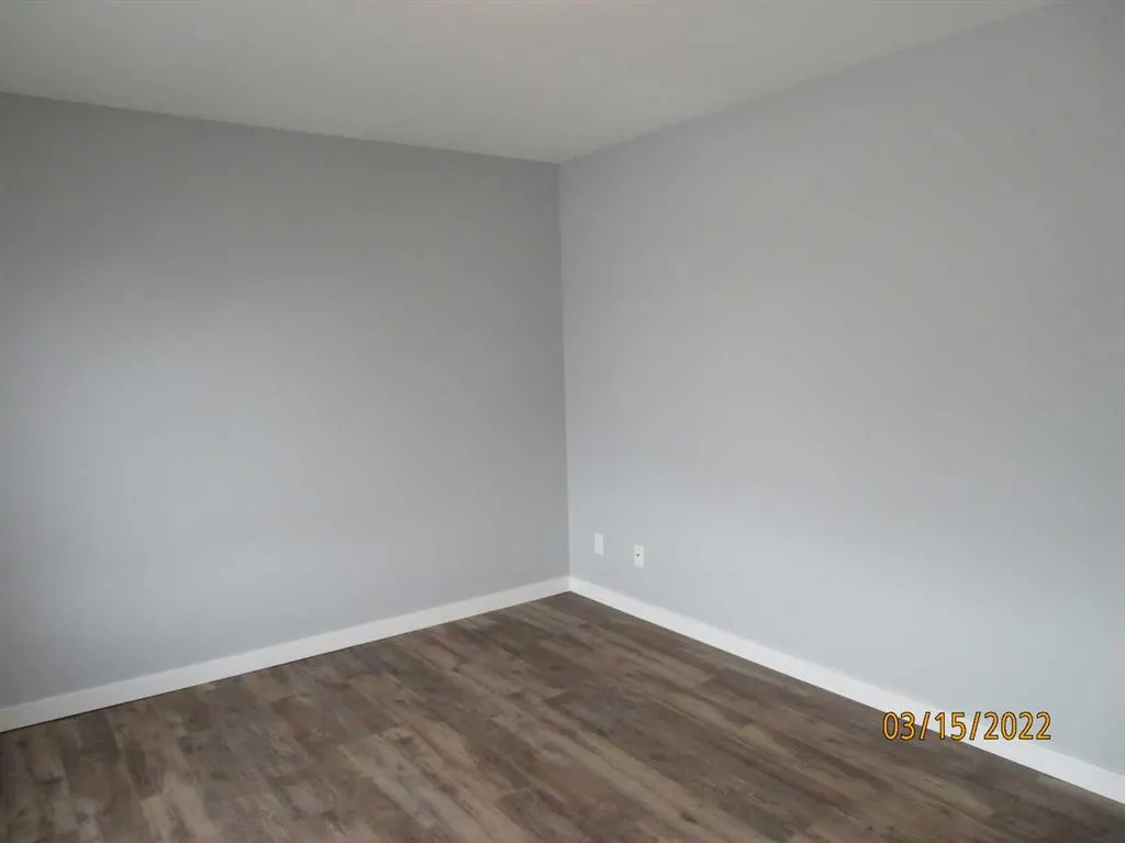 4729 18 Street, #15