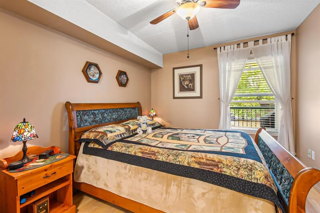 5100 52 Street, #202