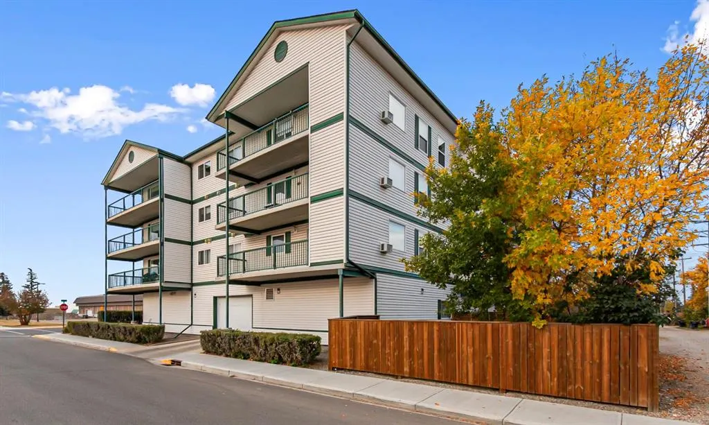 5100 52 Street, #202