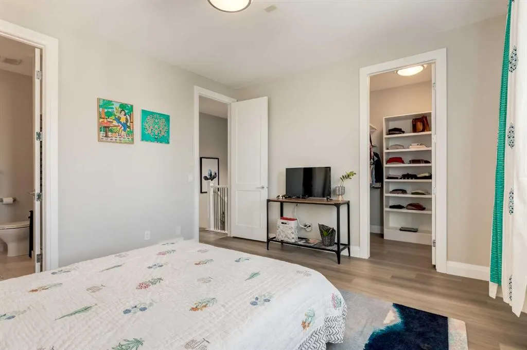 2426 29 Street SW, #2