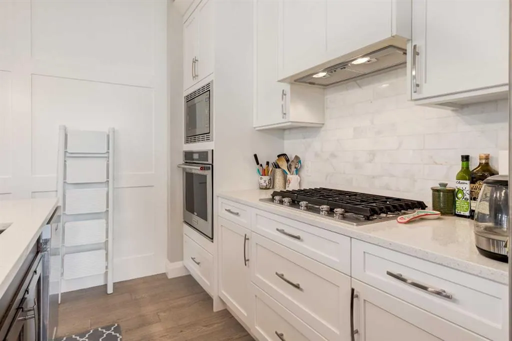 2426 29 Street SW, #2