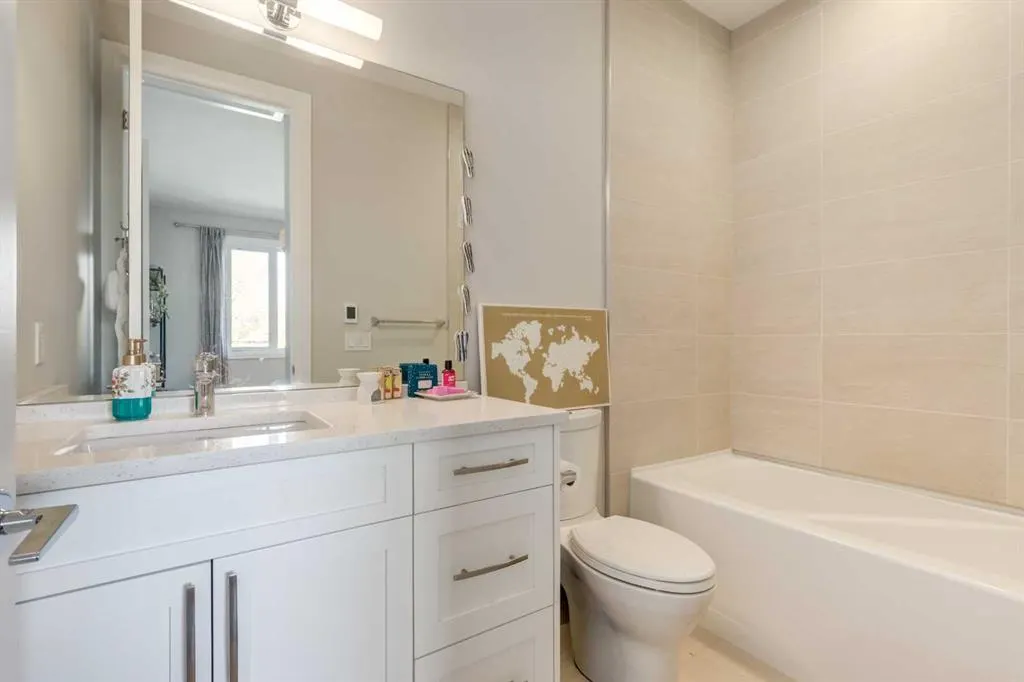 2426 29 Street SW, #2