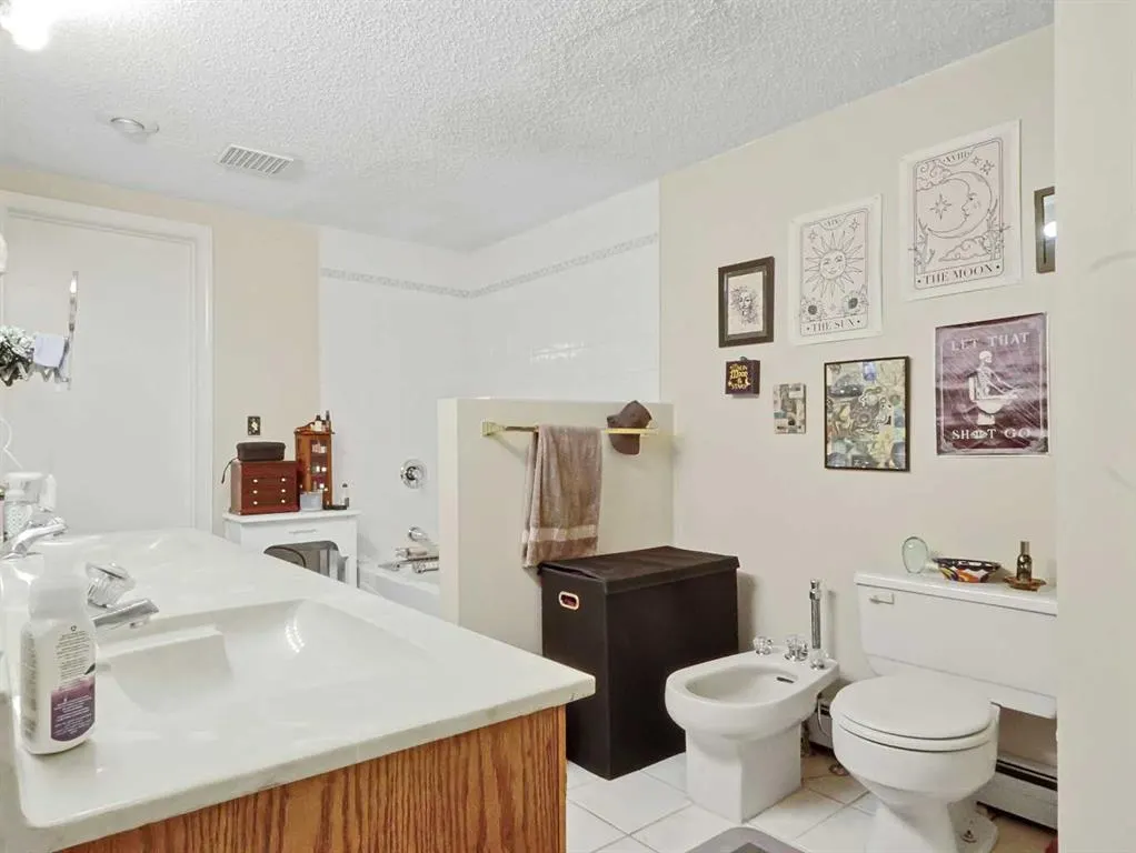 1625 14 Avenue SW, #205
