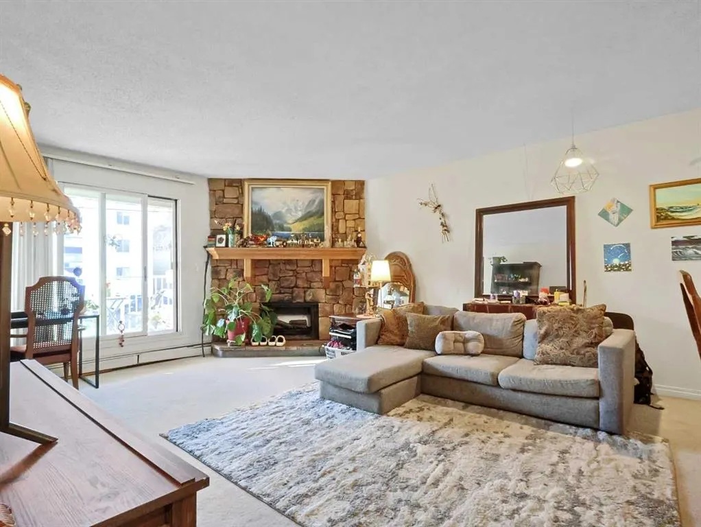 1625 14 Avenue SW, #205
