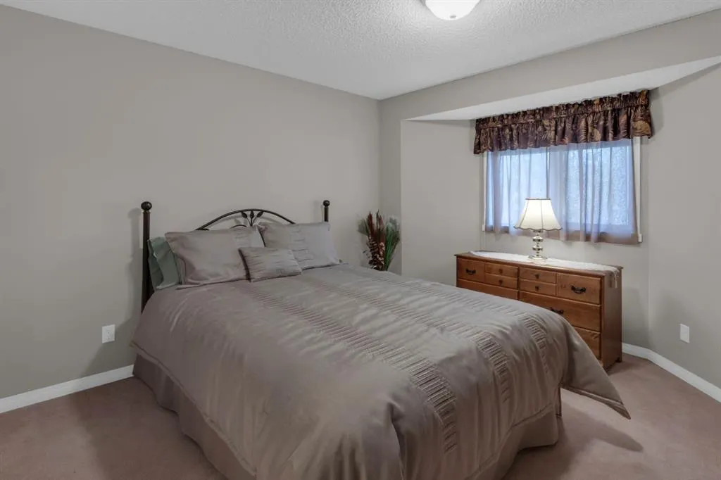 200 Sandstone Drive NW, #19