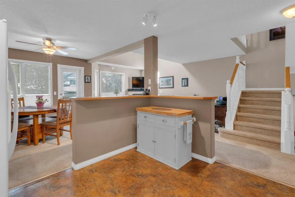 200 Sandstone Drive NW, #19