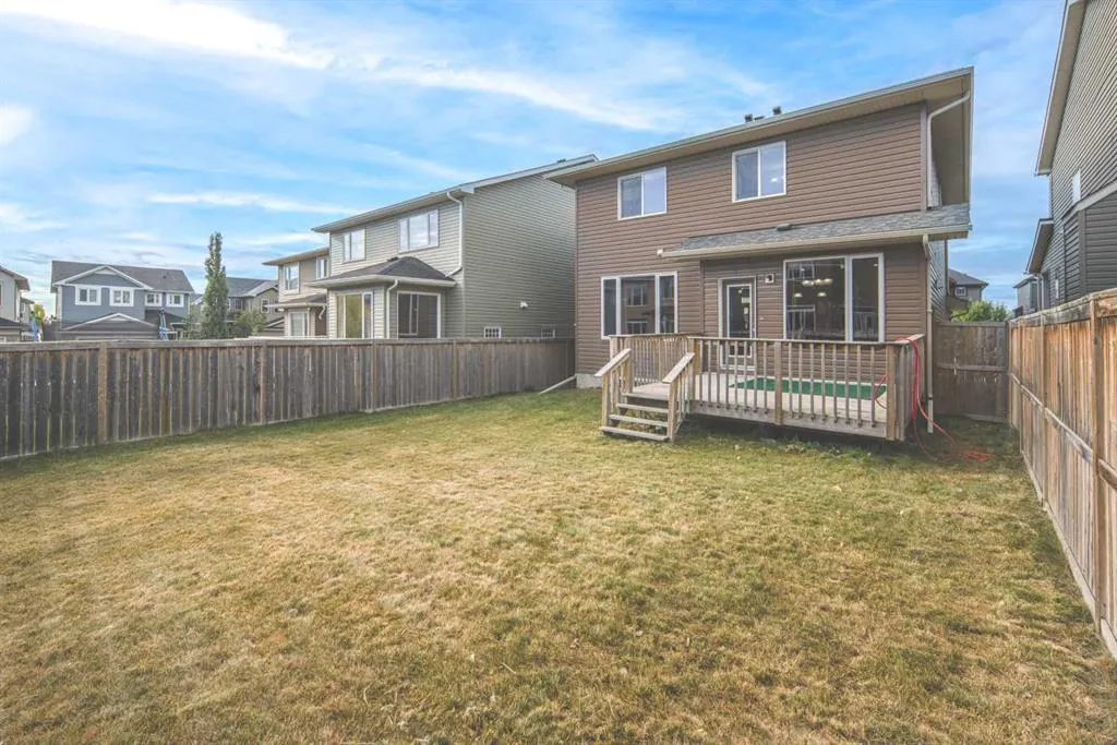 136 Evansdale Common NW
