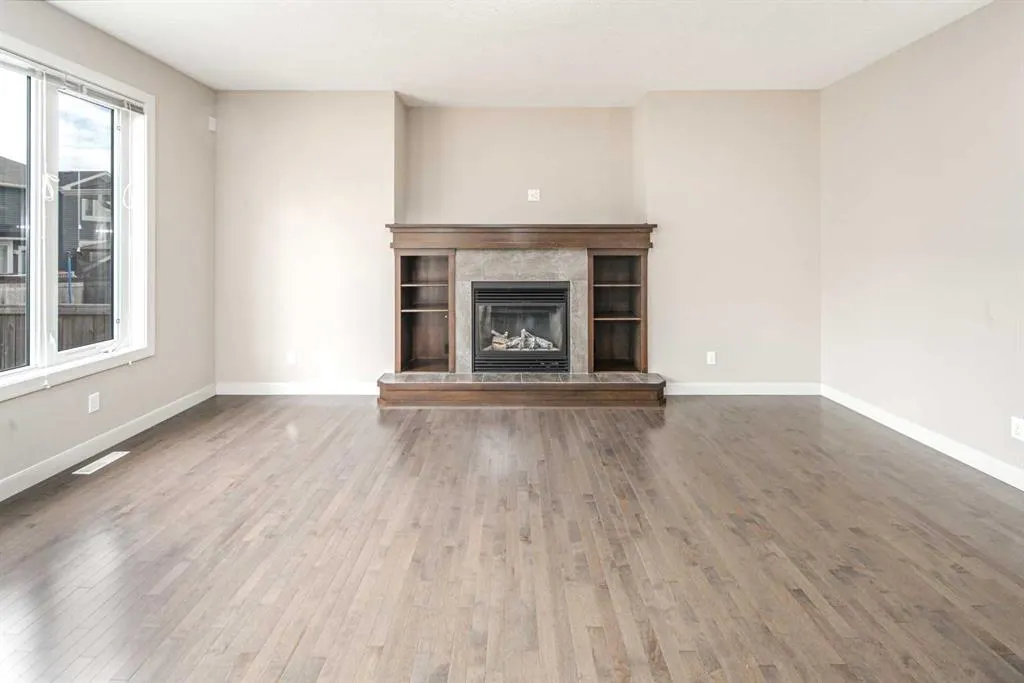 136 Evansdale Common NW