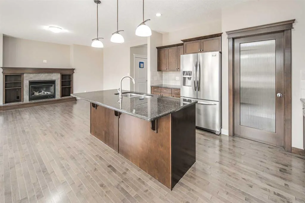 136 Evansdale Common NW