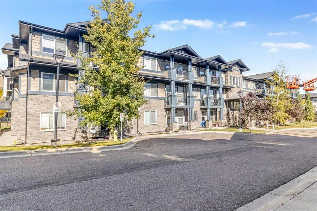 10 Panatella Road NW, #306