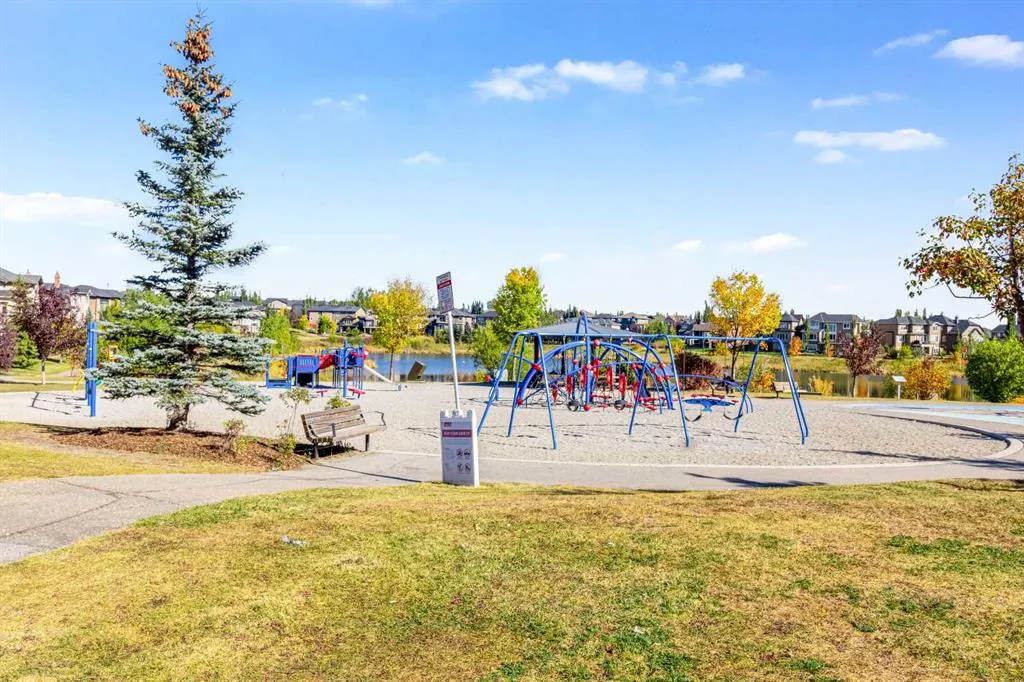 10 Panatella Road NW, #306