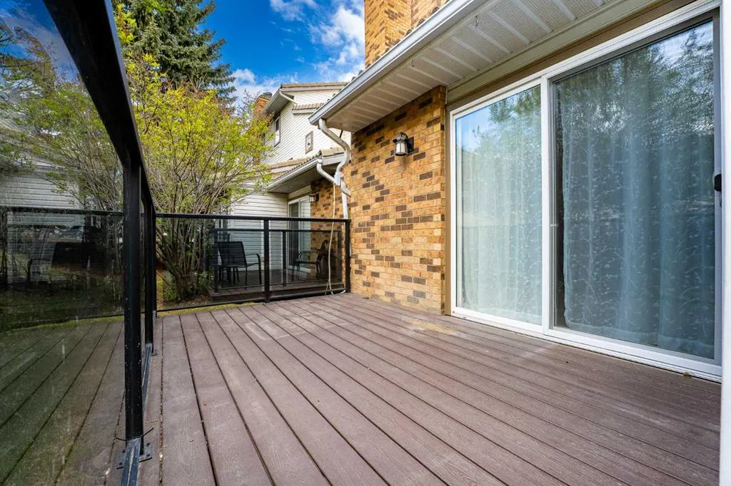215 Coachway Lane SW