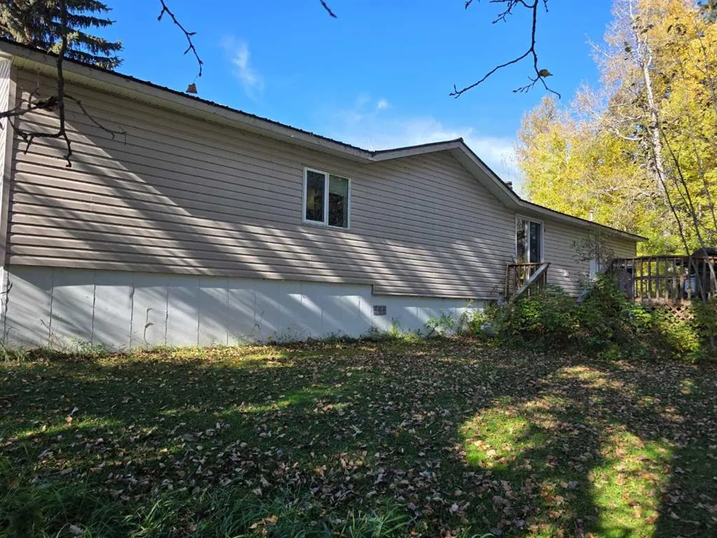 27 62045 Township Road 462