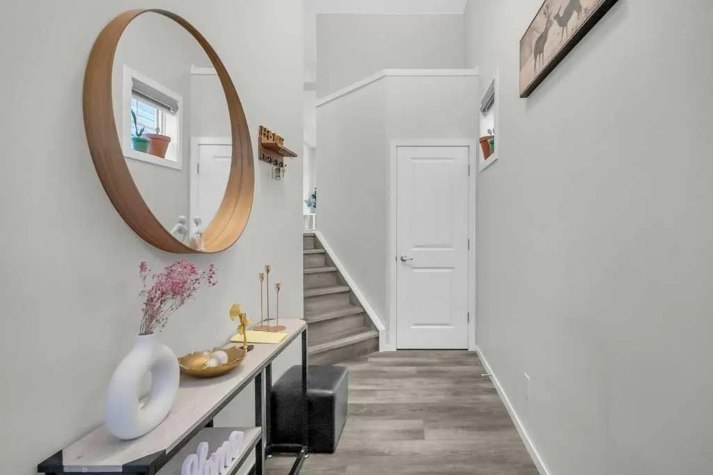 749 Windrow Manor SW