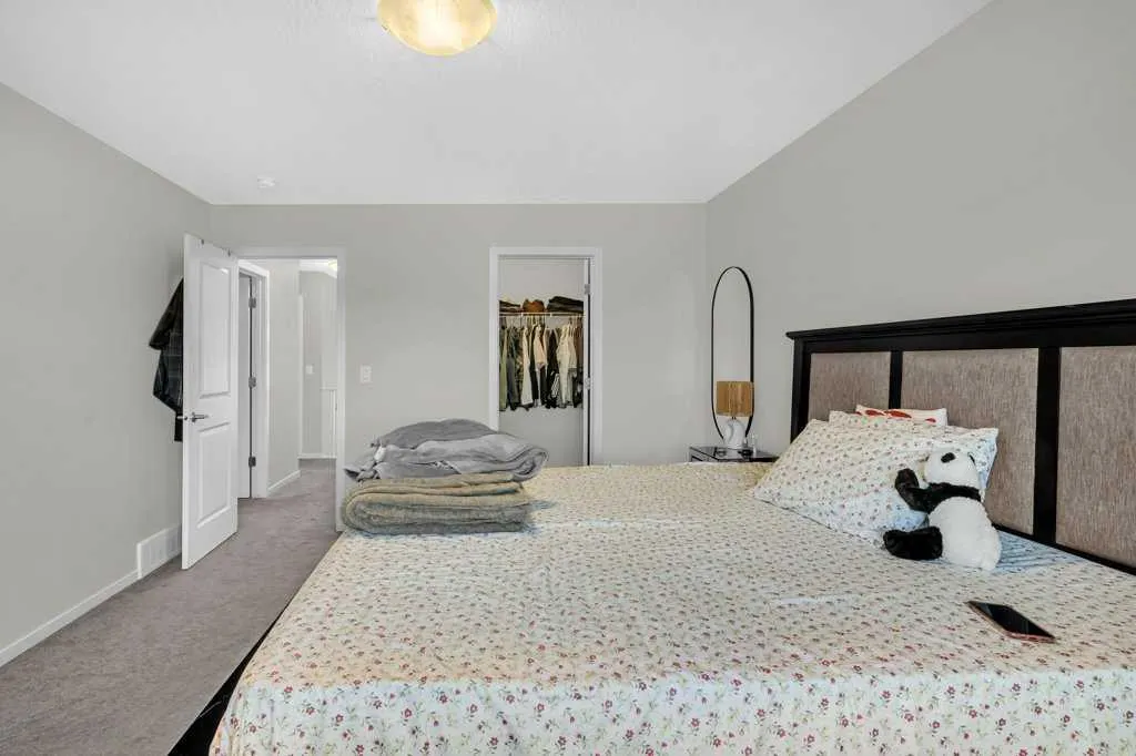 749 Windrow Manor SW