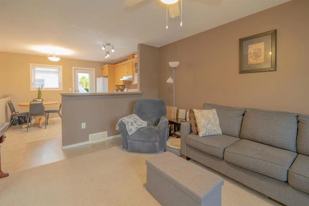 4605 55 Street, #6