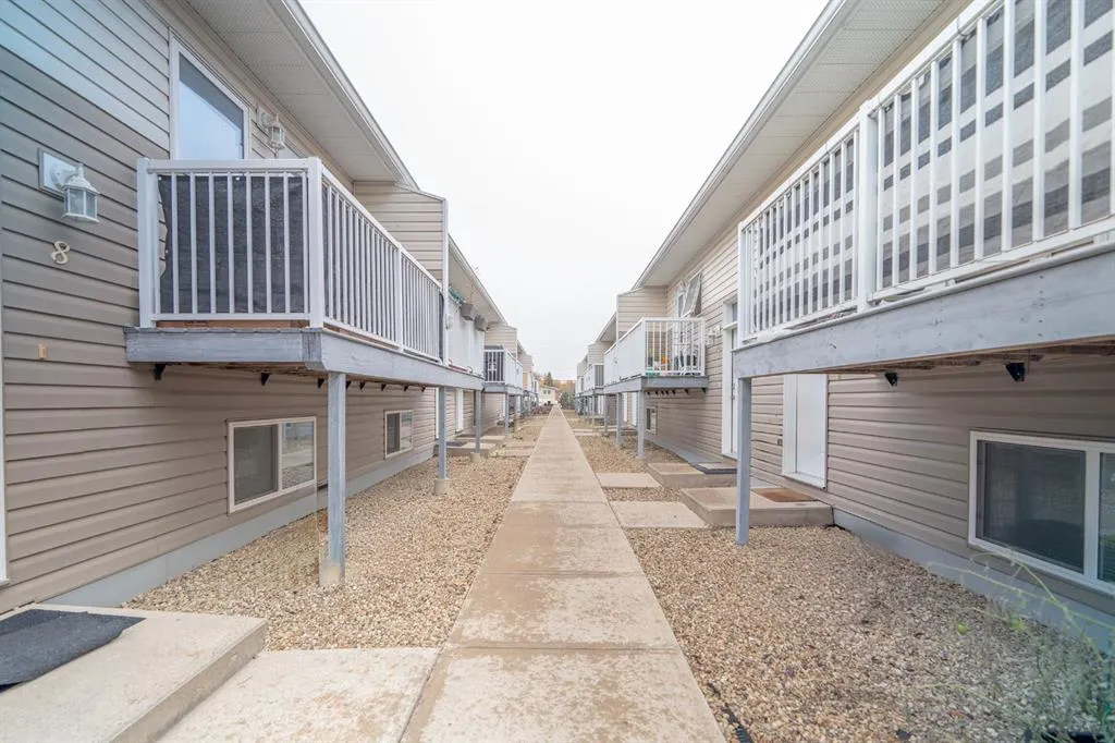 4605 55 Street, #6