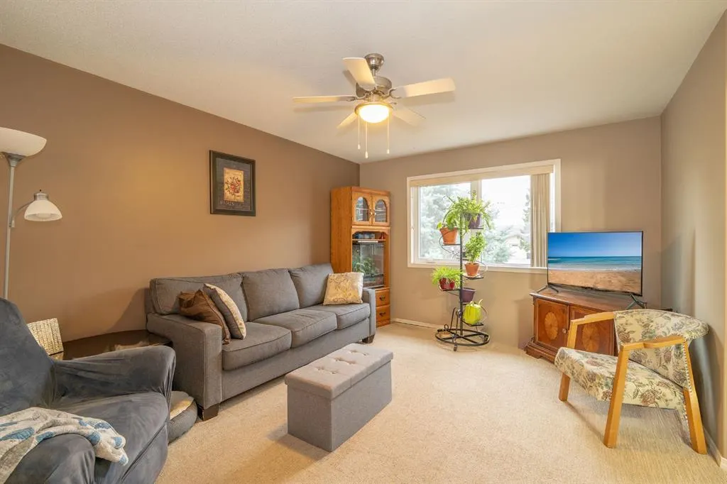 4605 55 Street, #6
