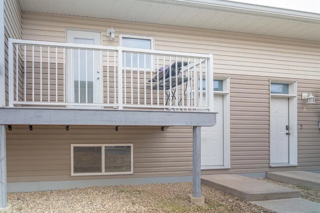 4605 55 Street, #6