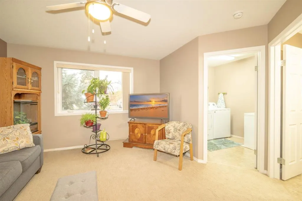 4605 55 Street, #6