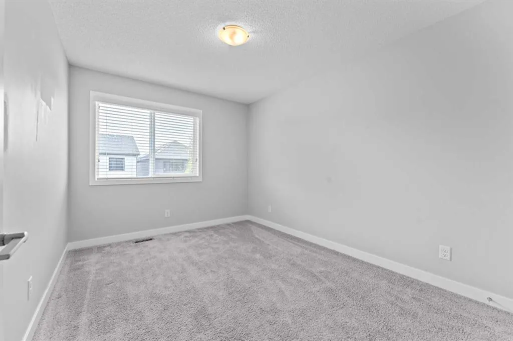 23 Seton Rise SE