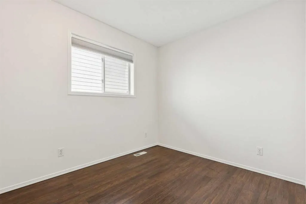 132 San Diego Green NE