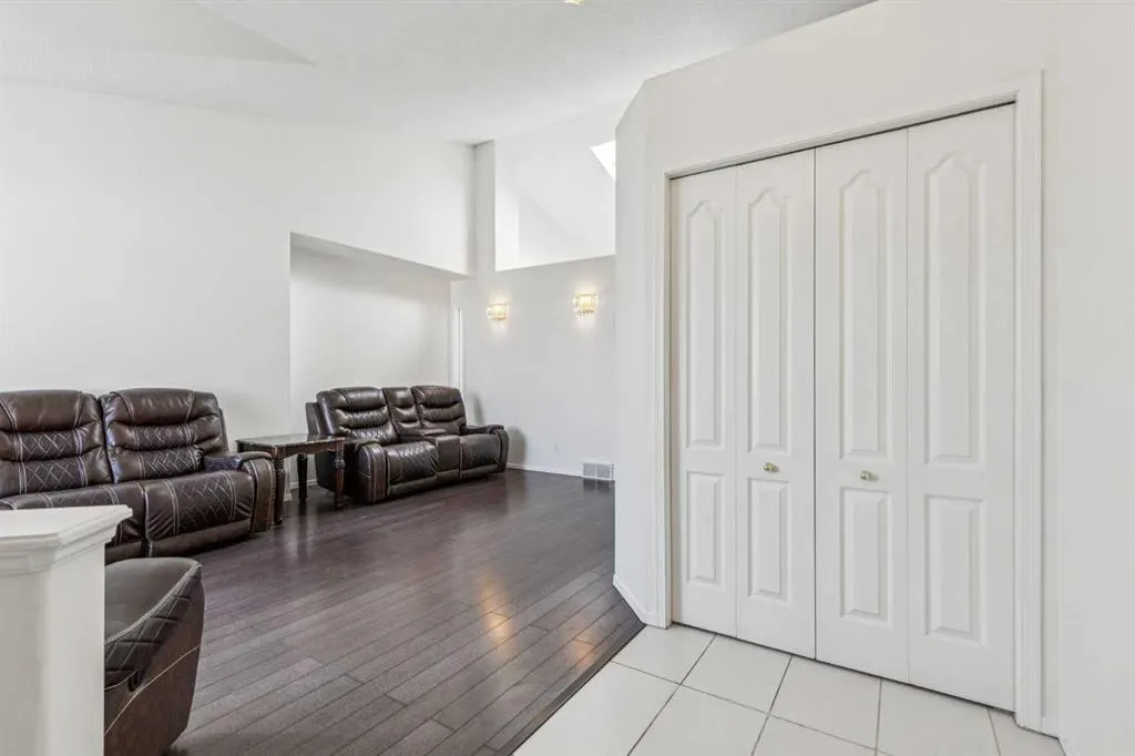 132 San Diego Green NE