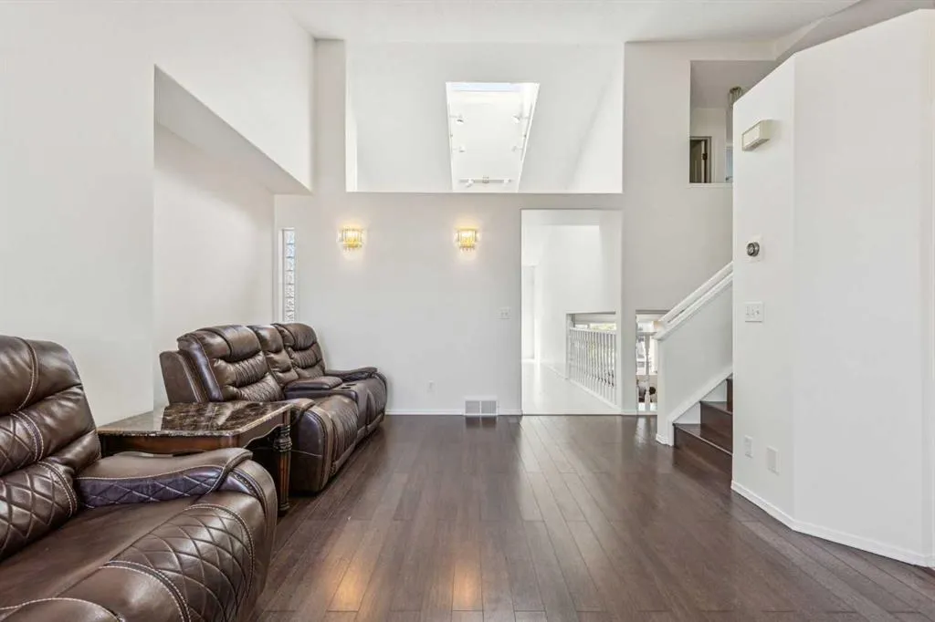 132 San Diego Green NE
