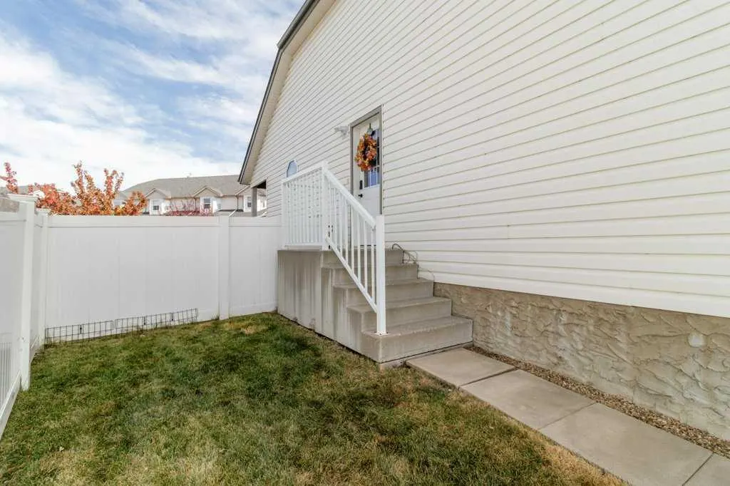 33 Donlevy Avenue, #45