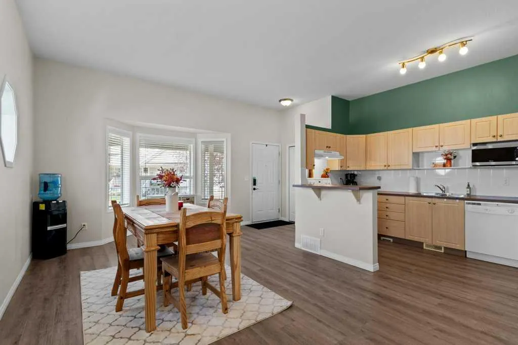 33 Donlevy Avenue, #45