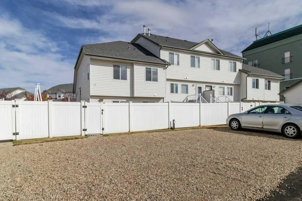 33 Donlevy Avenue, #45
