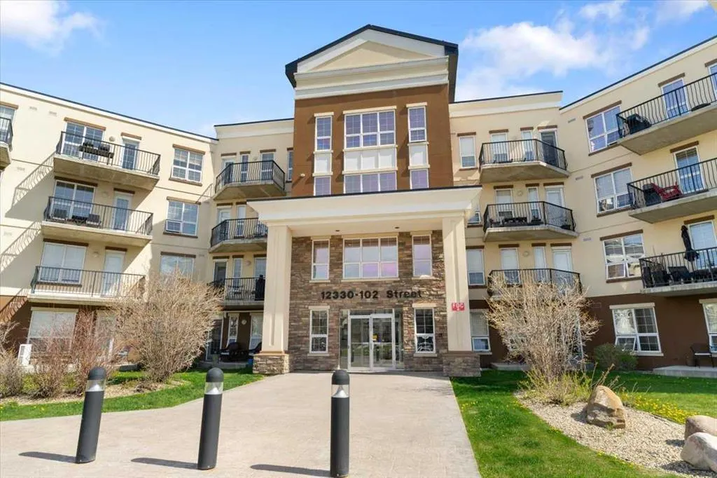 12330 102 Street, #321