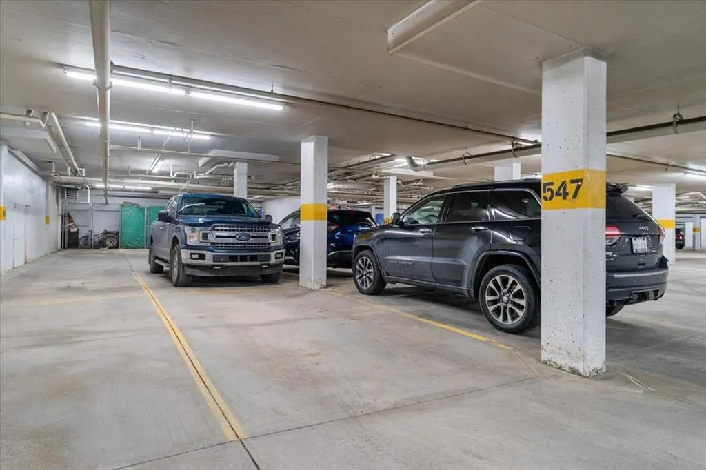 12330 102 Street, #321