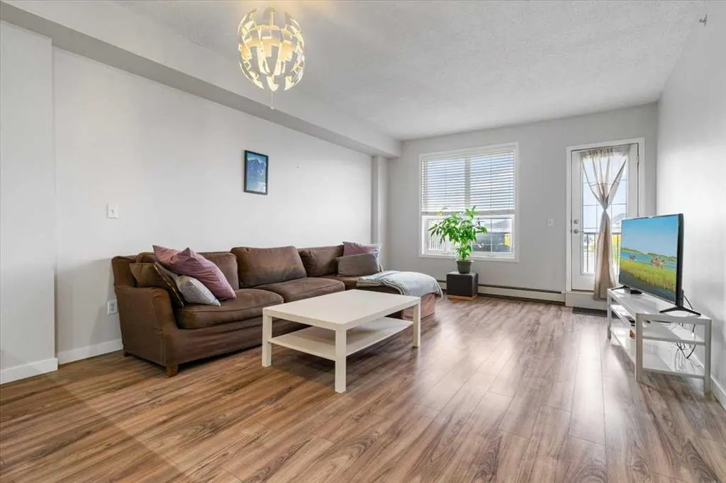 12330 102 Street, #321
