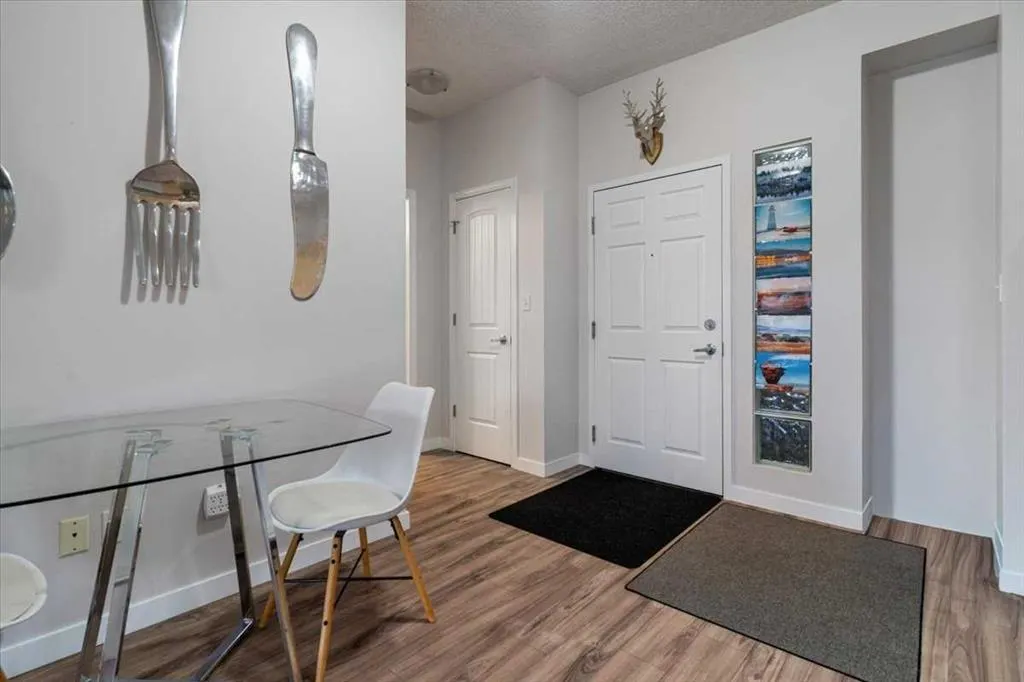 12330 102 Street, #321