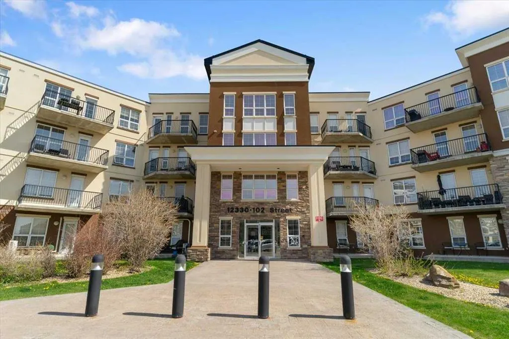 12330 102 Street, #321