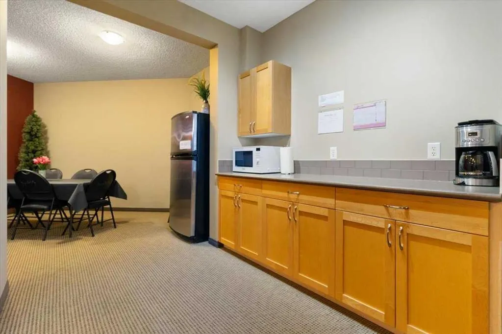 12330 102 Street, #321