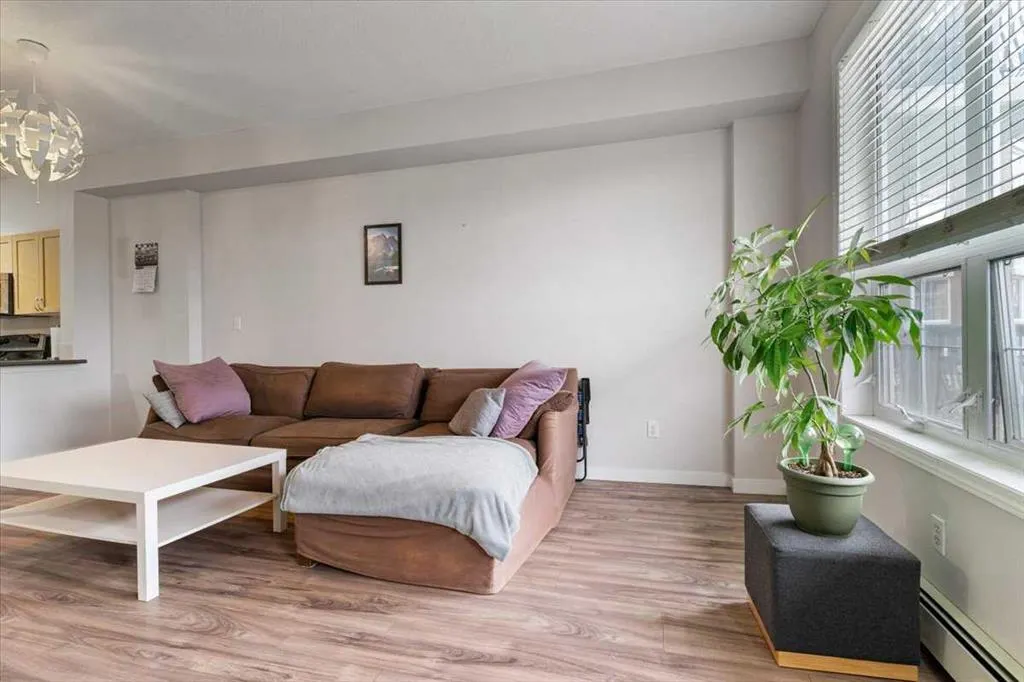 12330 102 Street, #321